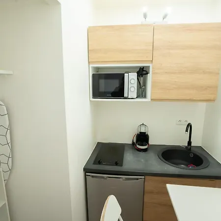 Parisien Face Metro - 9 - 2p - Flat-guest Apartman *