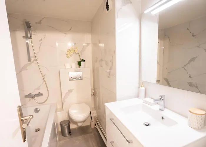 Parisien Face Metro - 9 - 2p - Flat-guest Paris