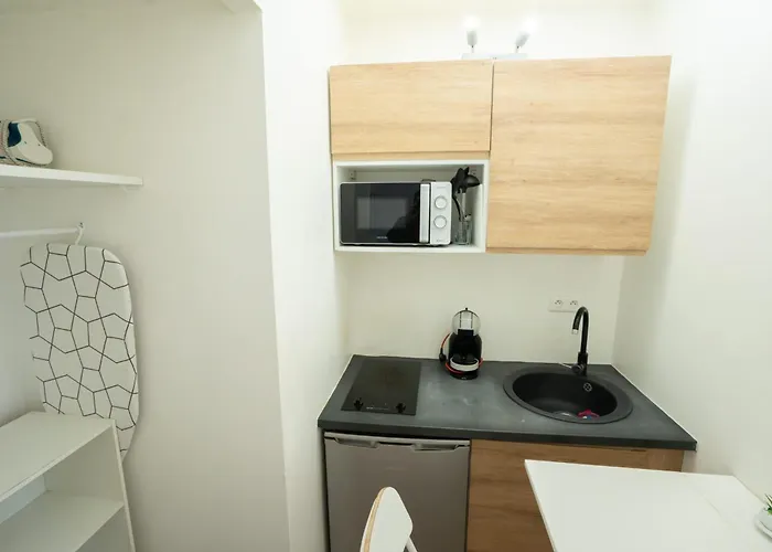 Parisien Face Metro - 9 - 2p - Flat-guest Apartamento *
